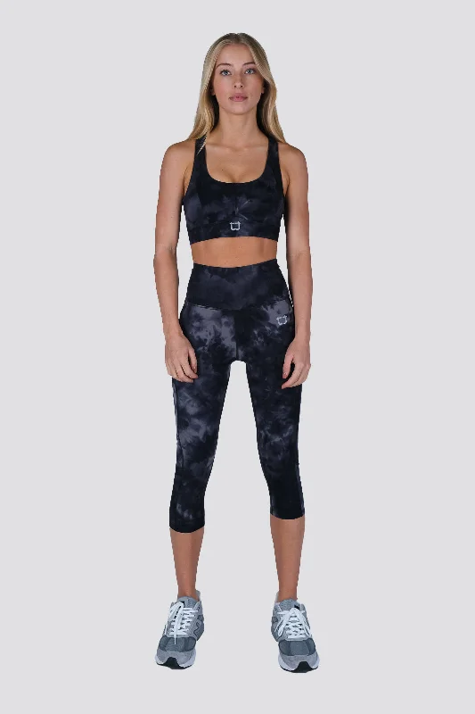 Women's Denim - Look Tight Trousers in Light Blue for a Casual and Versatile OptionAloha 7/8 Highwaisted Leggings - Black