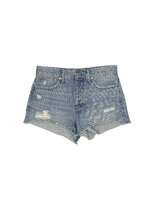 Women's Sequined Party Shorts in Gold for a Glamorous Night OutHigh-Rise Denim Shorts in Light Wash