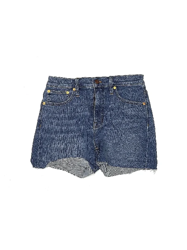 High - Waisted Plus Size Women's Denim Shorts with Distressed Details for a Trendy LookHigh-Rise Denim Shorts in Light Wash