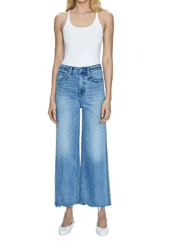 Dark - wash women jeans for a sophisticated and slimming effectLana Crop Jeans In Villa