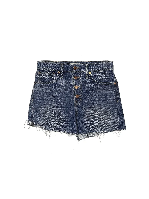 Women's Printed Animal Print Shorts in Brown and Black for a Bold and Fashion - Forward AppearanceLow-Rise Denim Shorts in Light Wash