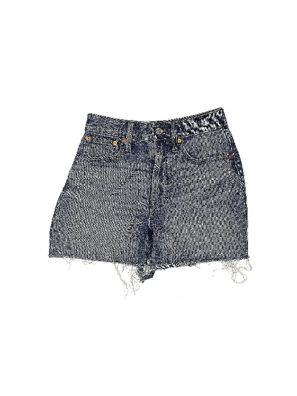 Women's Printed Animal Print Shorts in Brown and Black for a Bold and Fashion - Forward AppearanceMid-Rise Denim Shorts in Light Wash