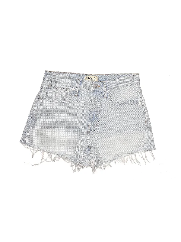 Women's Ruffled Hem Denim Shorts in Light Wash for a Feminine and Fashionable StyleMid-Rise Denim Shorts in Light Wash