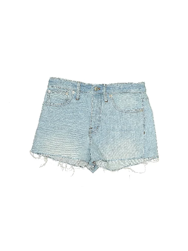 High - Waisted Plus Size Women's Denim Shorts with Distressed Details for a Trendy LookMid-Rise Denim Shorts in Light Wash