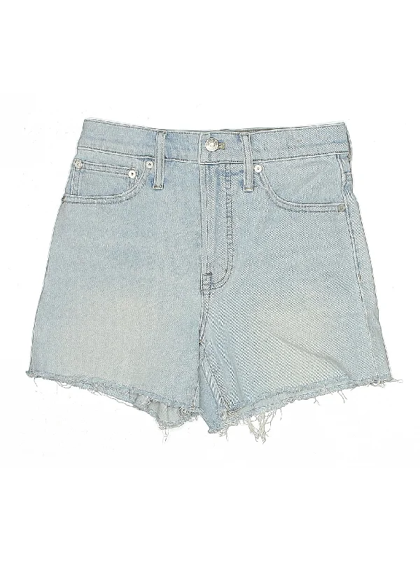 Plus Size Women's Denim Bermuda Shorts in Dark Wash for a Classic and Sophisticated StyleMid-Rise Denim Shorts in Light Wash