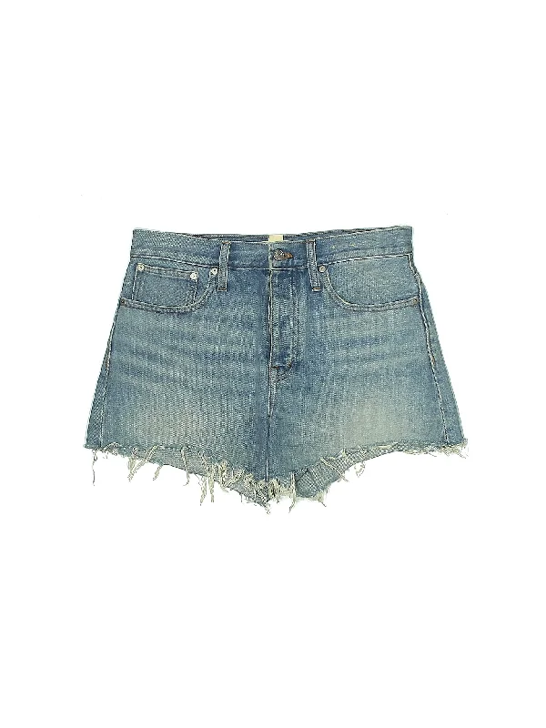 Women's High - Rise Paperbag Waist Shorts in Khaki for a Stylish and Comfortable LookMid-Rise Denim Shorts in Light Wash