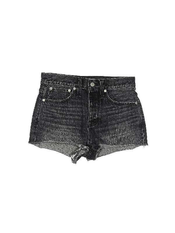 Women's Printed Animal Print Shorts in Brown and Black for a Bold and Fashion - Forward AppearanceMid-Rise Denim Shorts in Light Wash