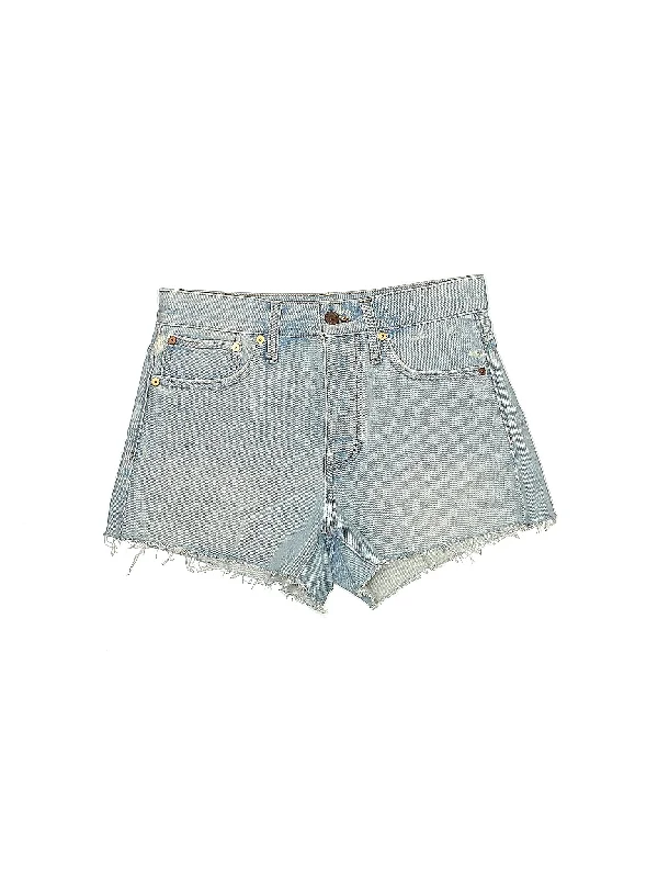 Plus Size Women's Denim Cut - off Shorts with Frayed Edges for a Casual and Laid - Back VibeMid-Rise Denim Shorts in Light Wash