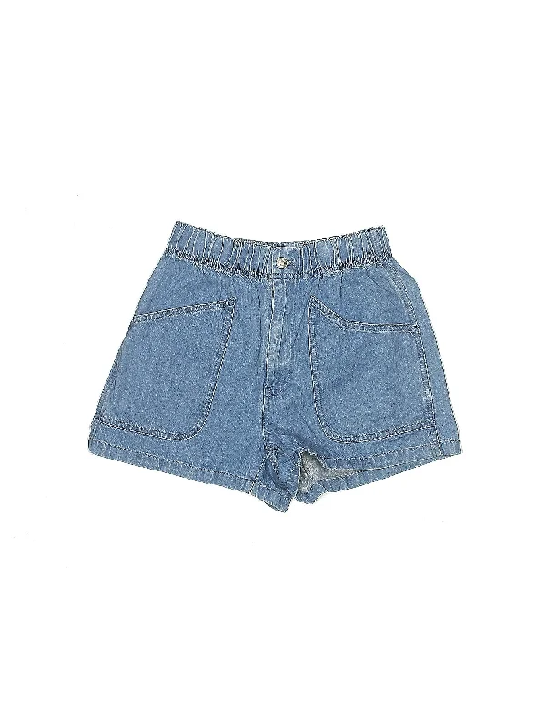 Women's High - Rise Paperbag Waist Shorts in Khaki for a Stylish and Comfortable LookMid-Rise Denim Shorts in Medium Wash