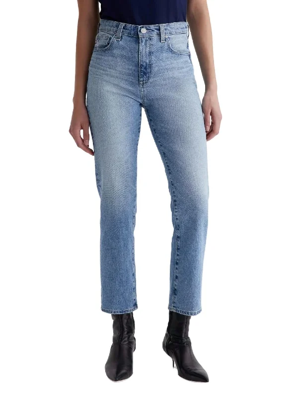 Jeggings women jeans combining the comfort of leggings and style of jeansSaige Crop Jeans In 22 Years Whisper