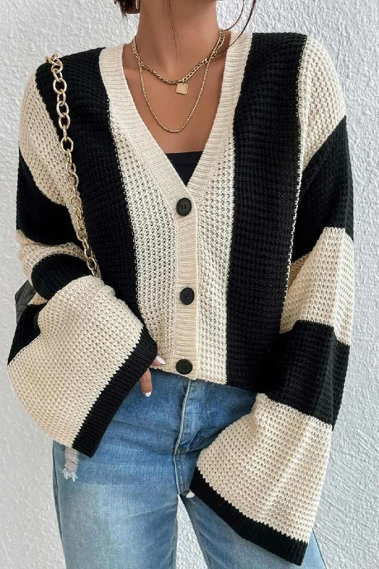 ribbed women cardigan with a classic textureContrast Striped Flares Sleeve Cardigan