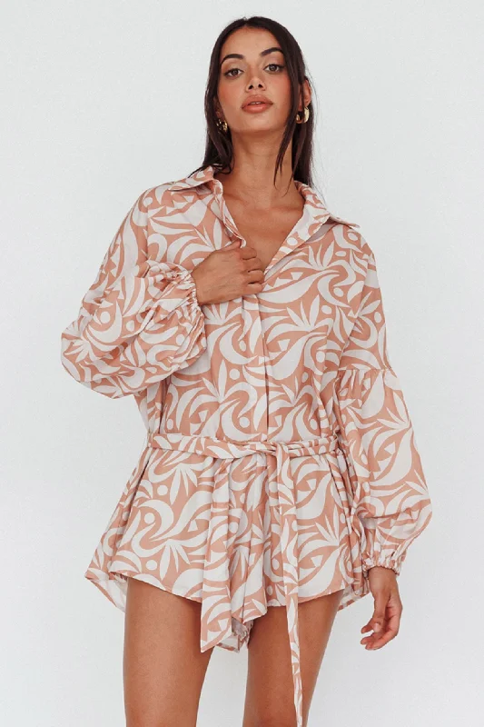 Empire Waist Women Dress to Accentuate the Bust and Conceal the WaistDaytona Beach Long Sleeve Shirt Romper Print Peach