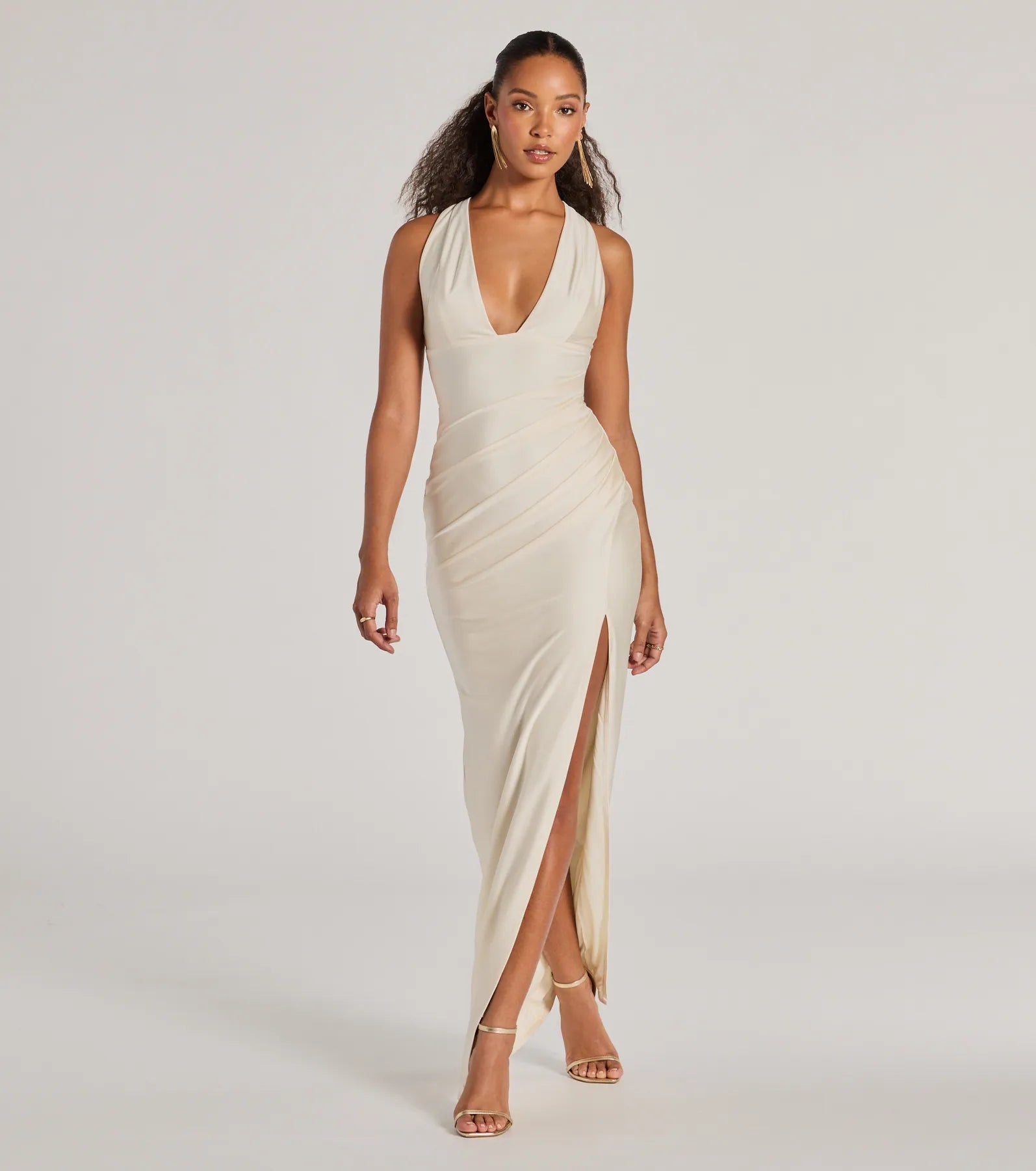 Empire Waist Women Dress to Accentuate the Bust and Conceal the WaistJenn V-Neck Strappy Back Slit Long Formal Dress