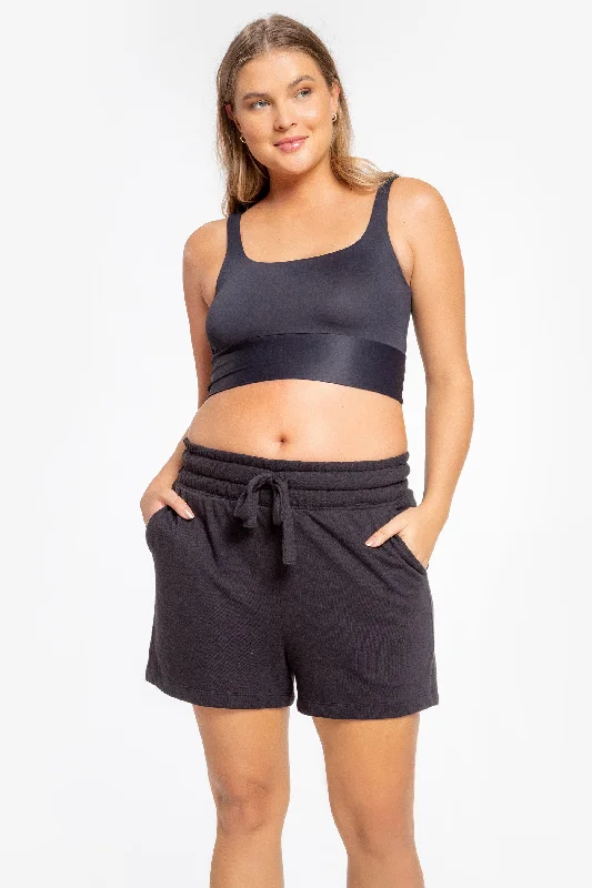 Belted Women Shorts to Enhance the WaistlineMindful Shorts