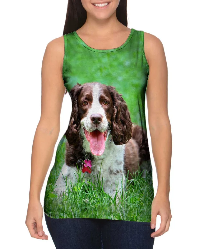 Plunge Neck Women's Seamless Tank Tops for a Smooth FitOutgoing Cocker Spaniel In Garden