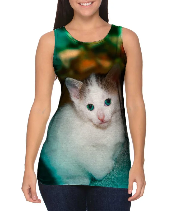 Women's Spaghetti Strap Tank Tops with Geometric PatternsRelaxing Kitten